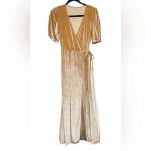 ❌TRADED❌ Elegant Gold Wrap Dress NWOT